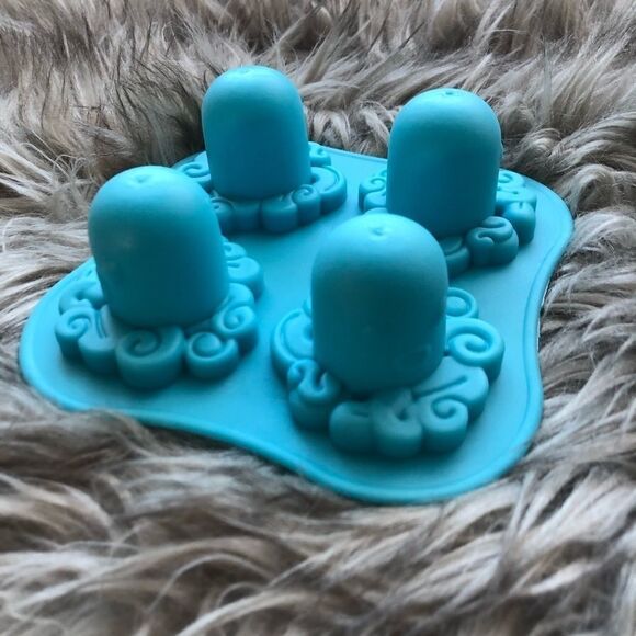 🦉2/$20 🆕 Octopus Ice Cube Tray - Picture 3 of 7